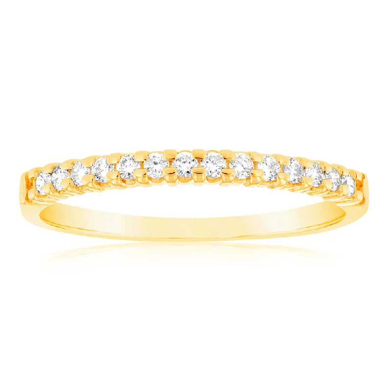 18ct Yellow Gold Ring With 0.15 Carats Of Diamonds