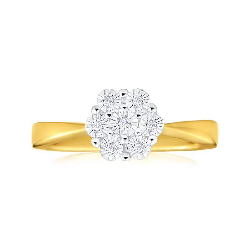 9ct Yellow Gold Diamond Ring Set With 7 Diamonds