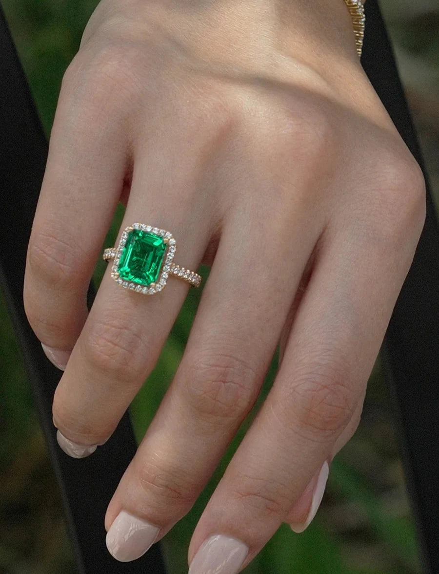 Emerald Stone Fancy Ring