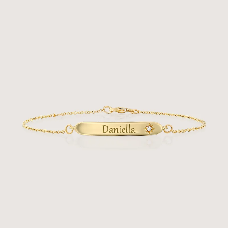 Florence Gold Bracelet With Star setting + Engraved