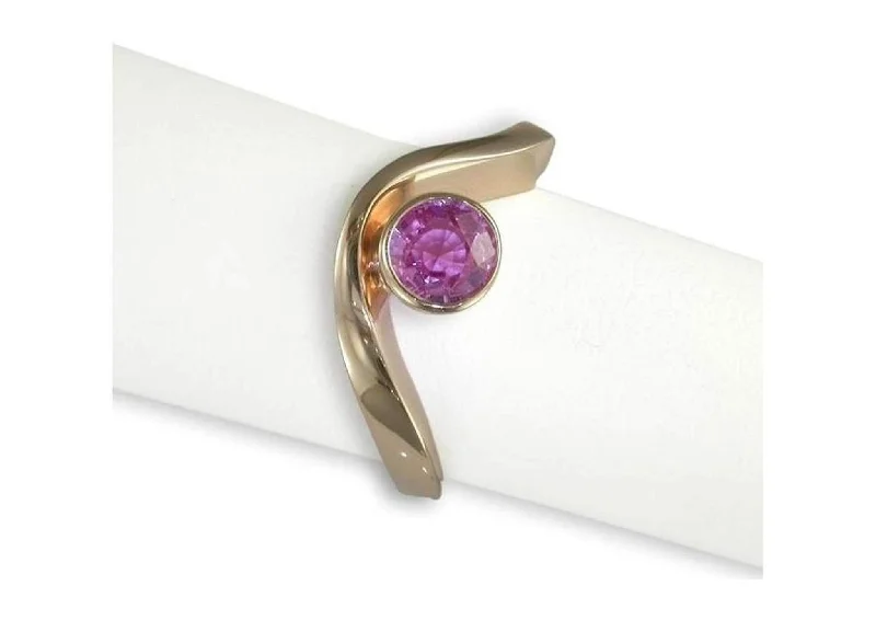 Red gold and pink sapphire ring