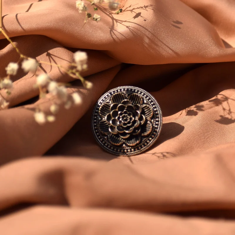 Teejh Smriti Floral Silver Oxidised Ring