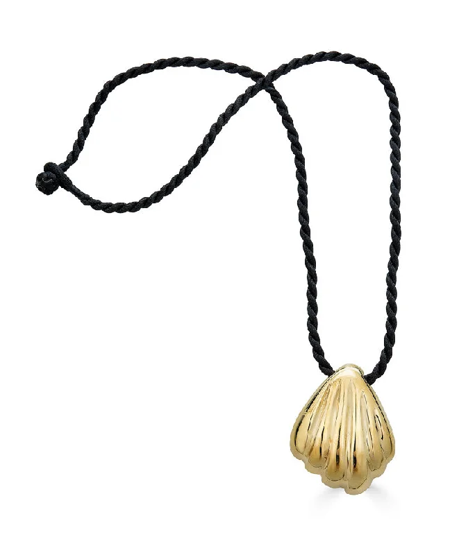 Scallop Shell Necklace