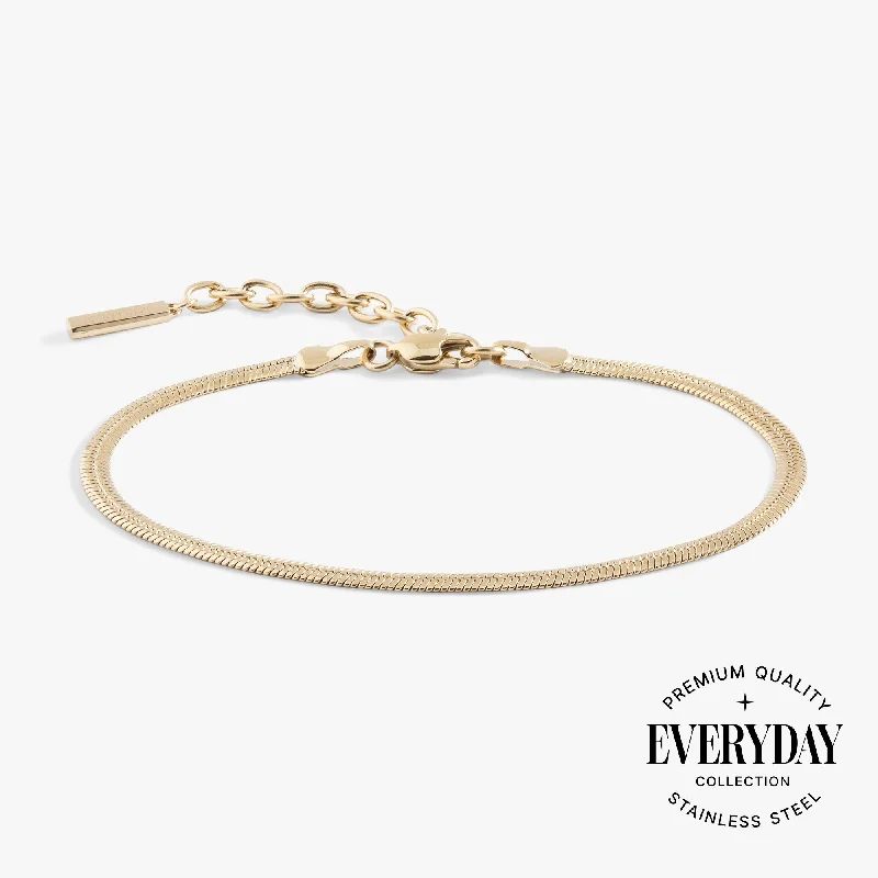 Everyday Herringbone Chain Bracelet