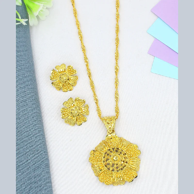 Mahavir Dye Gold Plated Pendent Set